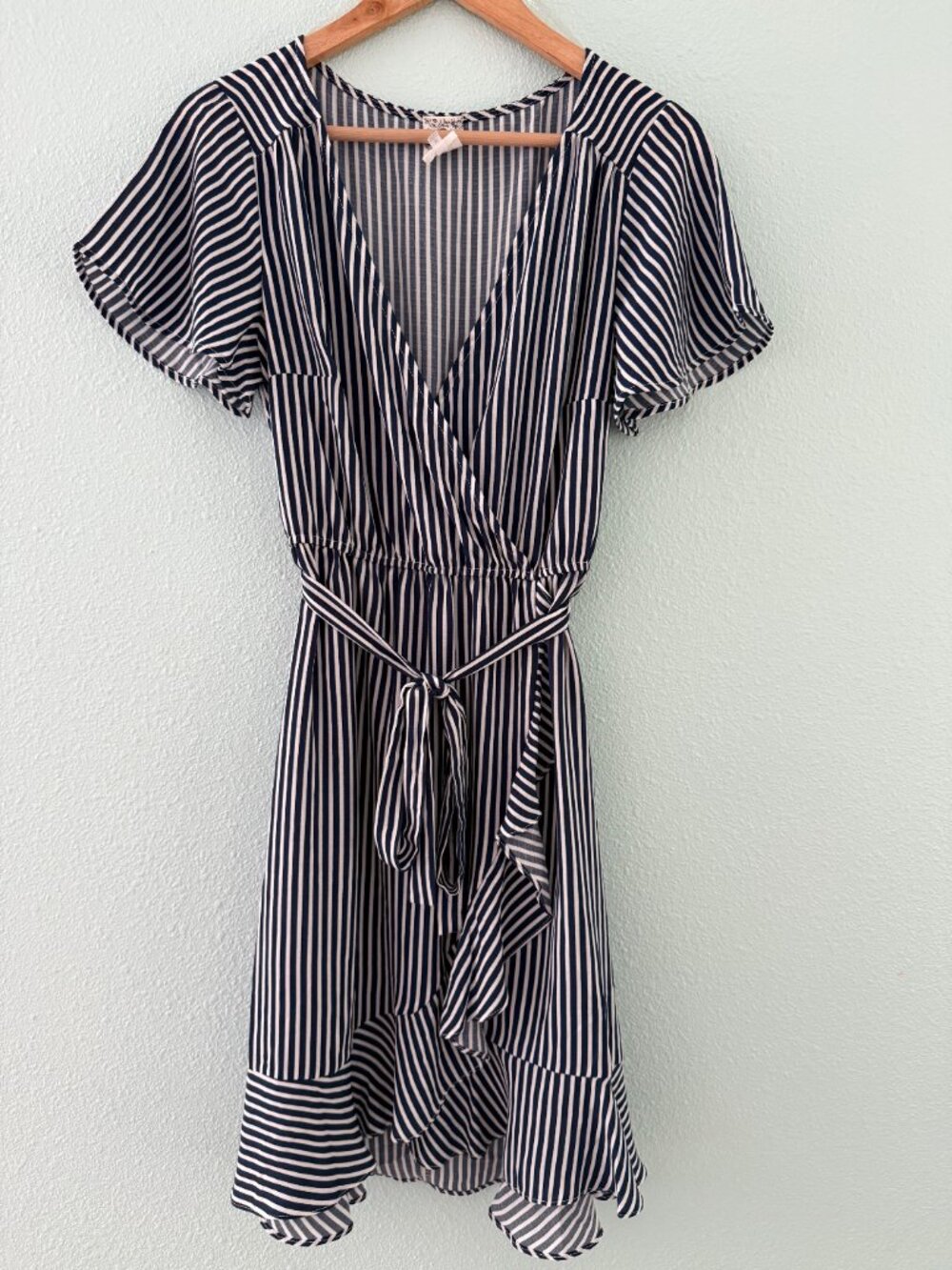 naif Blue White Stripe‎ Faux Wrap Ruffle Dress Size Medium - Picture 1 of 7